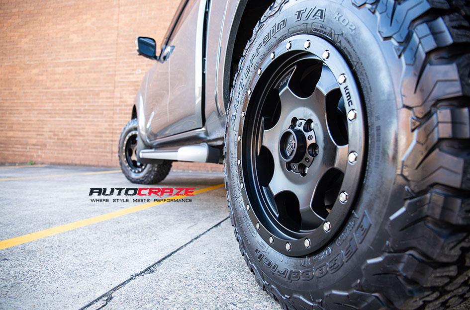 NISSAN NAVARA RG1 SATIN BLACK